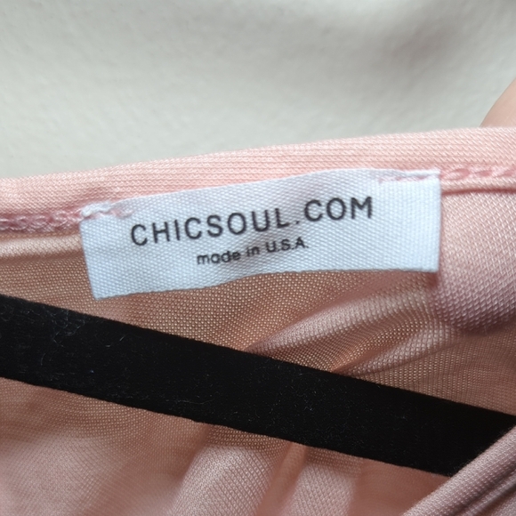 Chicsoul Pink Short-Sleeve Romper with Tie Waist, 4" inseam Women's Size 3X - Picture 2 of 4